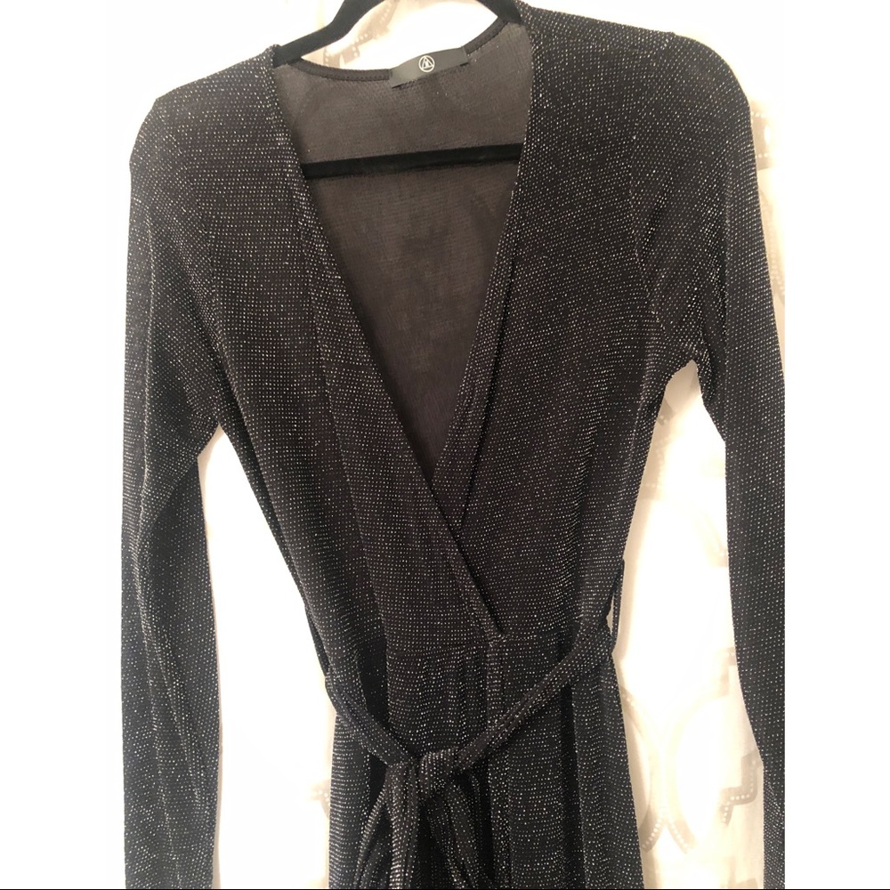 Glitter wrap gown 💥🖤 - Picture 2 of 4